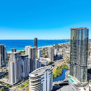 https://luxury-s-casino-residences-broadbeach-holiday-paradise.queenslandhotels.net